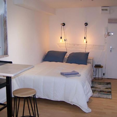 Rennes: Studio 4 Couchages, Proche Commerces, Bus. Extérieur photo